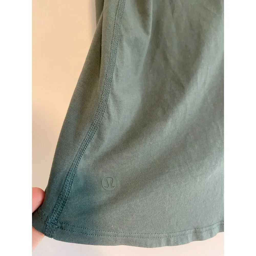 Lululemon Back Into It Long Sleeve Top Size 2 Green EUC